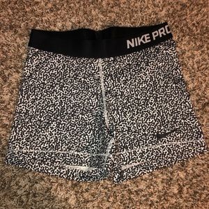 Women's Nike Pro Spandex Shorts
